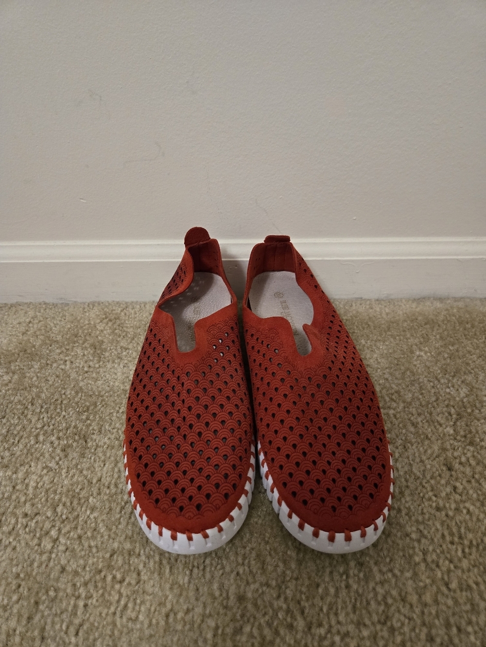 Ilse Jacobsen Hornbaek Tulip Slip On Flats In Red Size 8.5